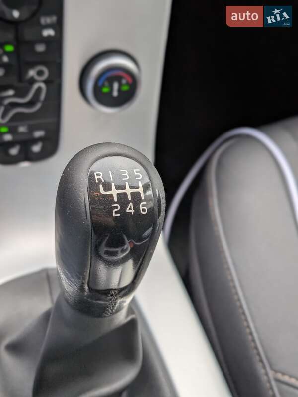 Універсал Volvo V50 2011 в Івано-Франківську