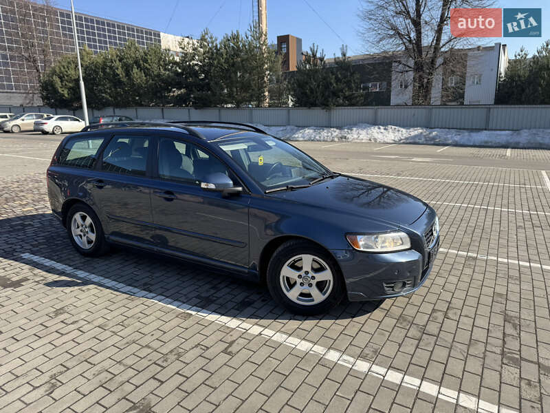Универсал Volvo V50 2010 в Луцке