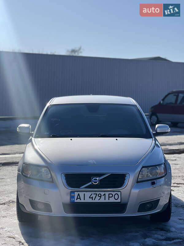Универсал Volvo V50 2008 в Остер