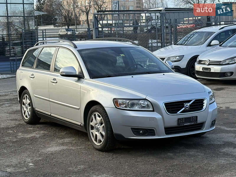 Универсал Volvo V50 2010 в Ровно