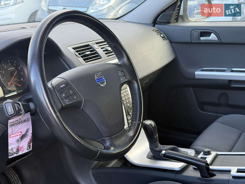 Универсал Volvo V50 2010 в Ровно