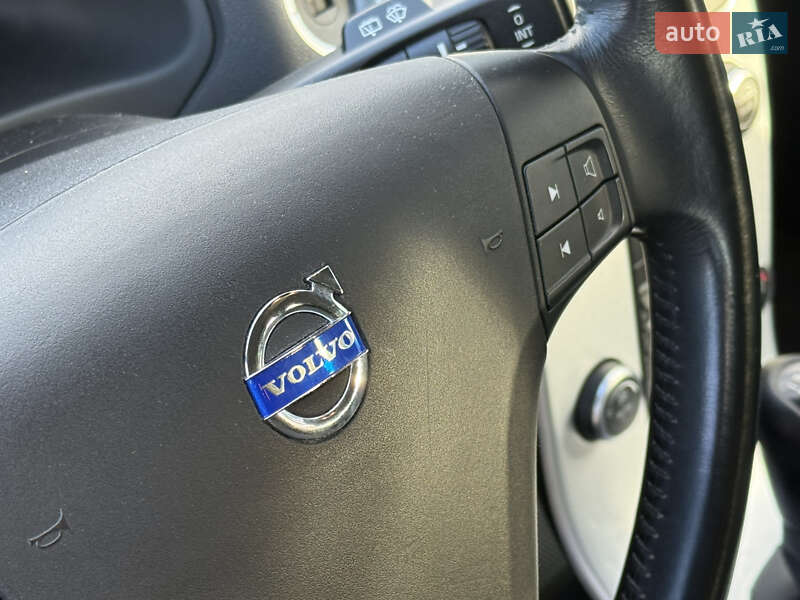 Универсал Volvo V50 2010 в Ровно