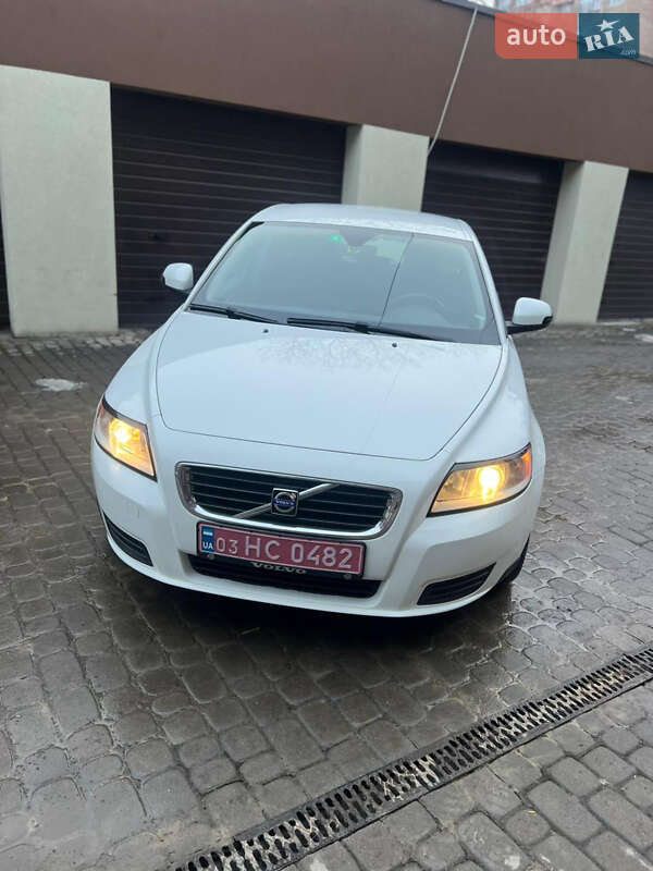 Универсал Volvo V50 2010 в Коломые
