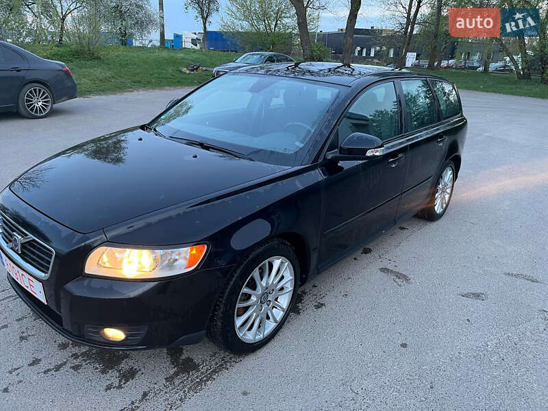 Универсал Volvo V50 2009 в Луцке