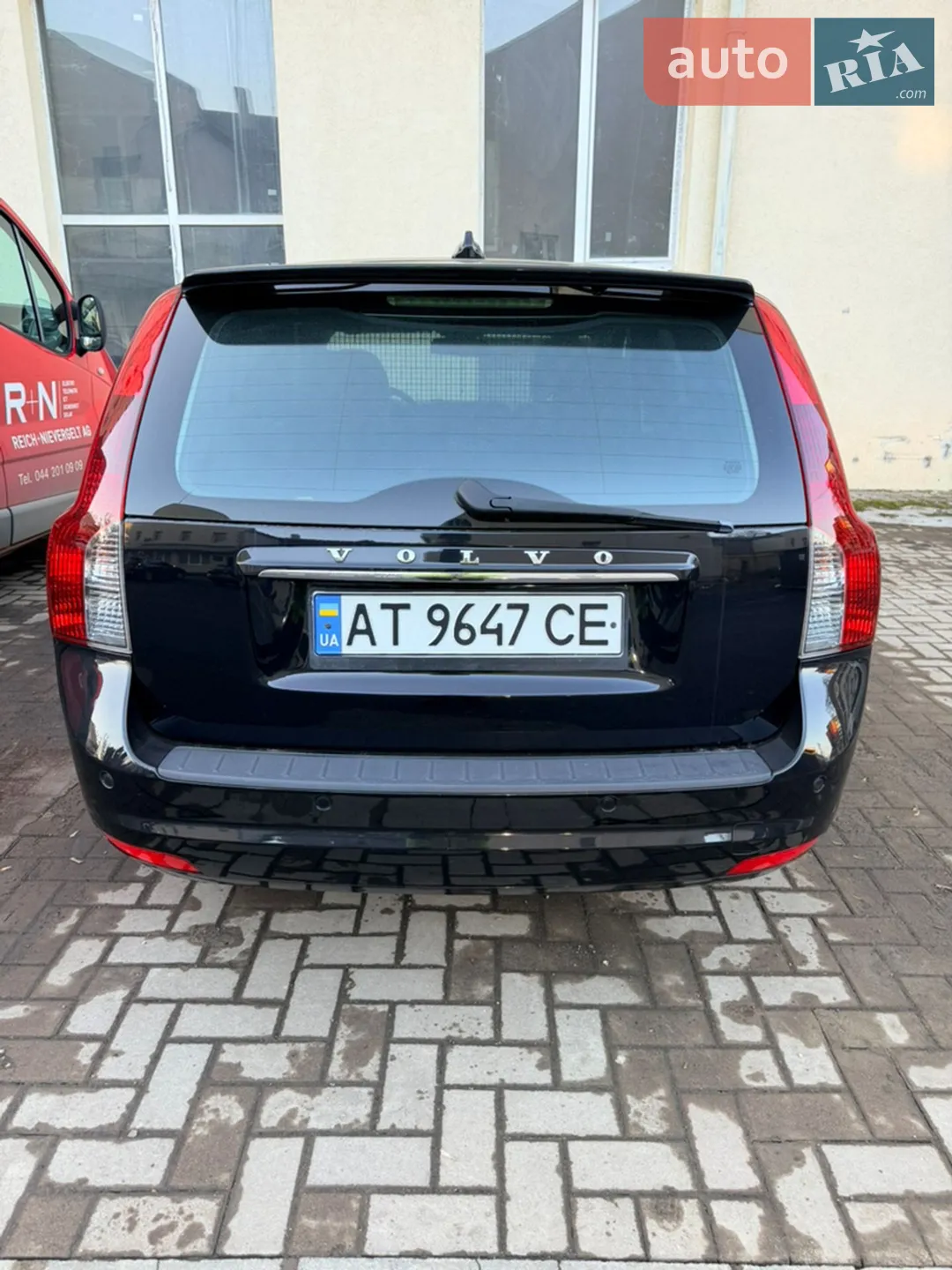 2011 Volvo V50 - мініатюра 8
