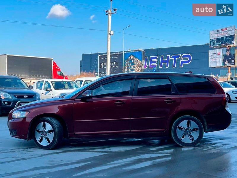 Универсал Volvo V50 2009 в Львове