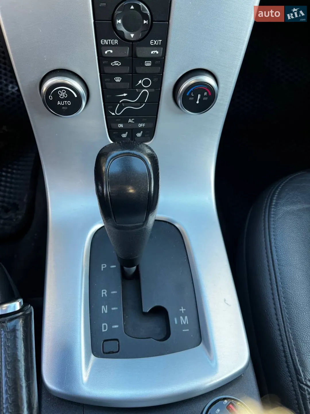 2011 Volvo V50 - мініатюра 10