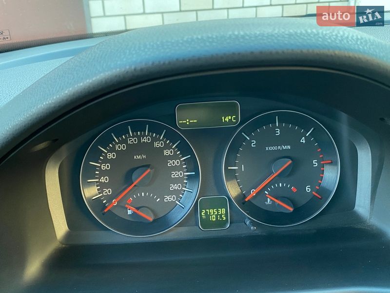 Универсал Volvo V50 2010 в Луцке