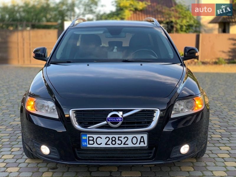 Volvo V50 2011