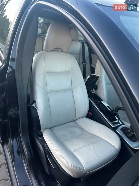 Универсал Volvo V50 2011 в Киеве