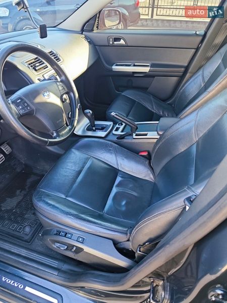 Универсал Volvo V50 2009 в Житомире