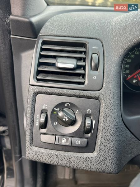 Универсал Volvo V50 2012 в Луцке