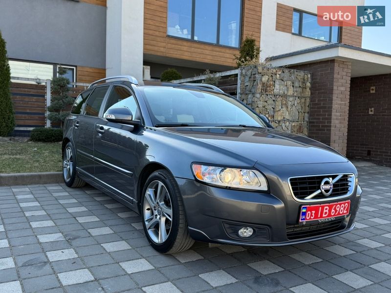 Універсал Volvo V50 2012 в Стрию