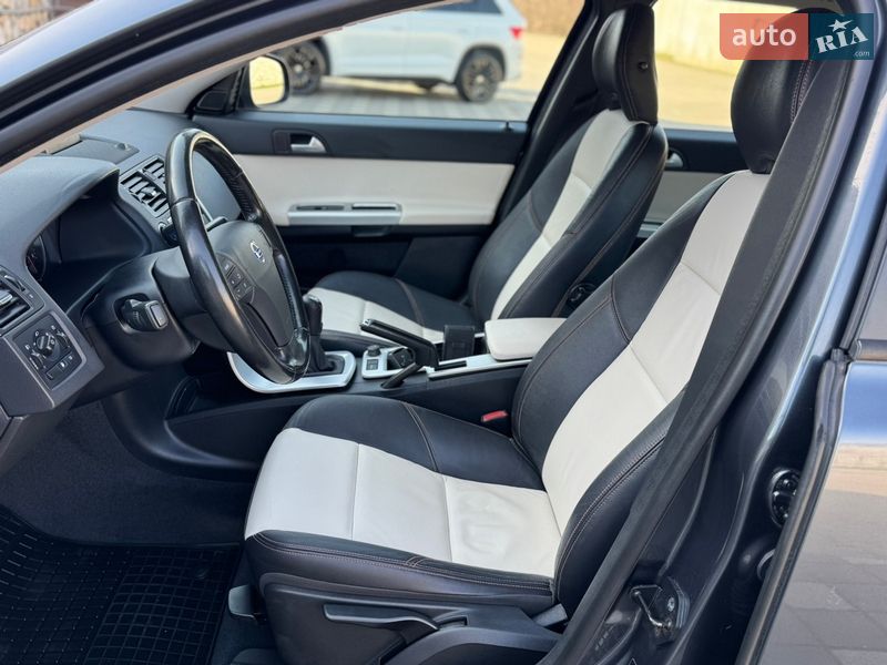 Універсал Volvo V50 2012 в Стрию