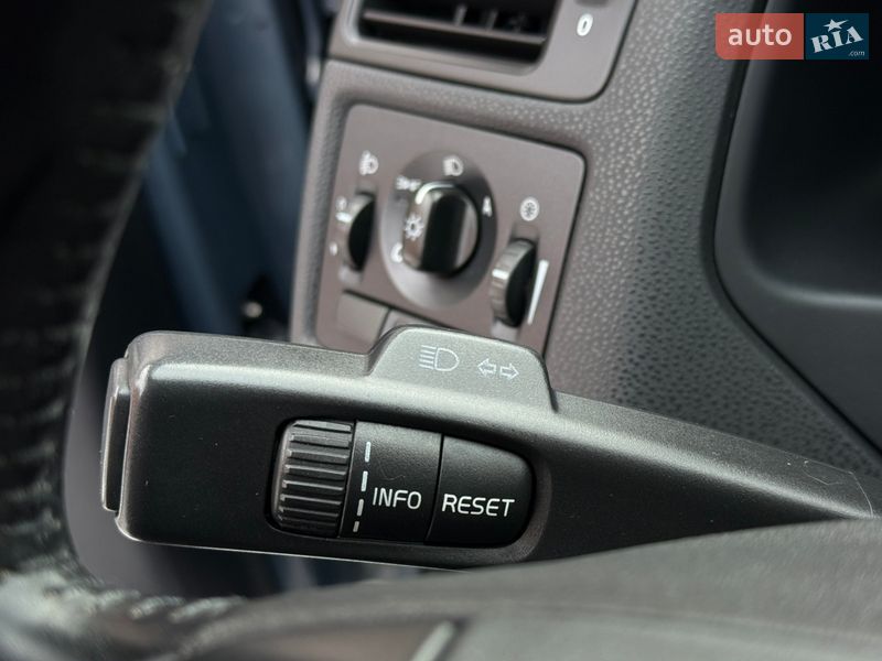 Универсал Volvo V50 2011 в Стрые фото 55 Универсал Volvo V50 2011 в Стрые