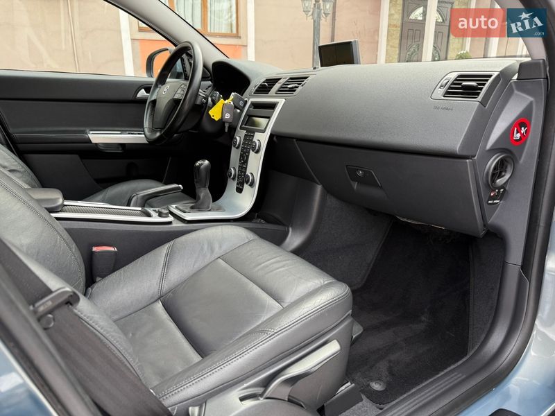 Универсал Volvo V50 2011 в Стрые фото 87 Универсал Volvo V50 2011 в Стрые