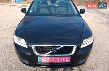 Універсал Volvo V50 2010 в Тернополі