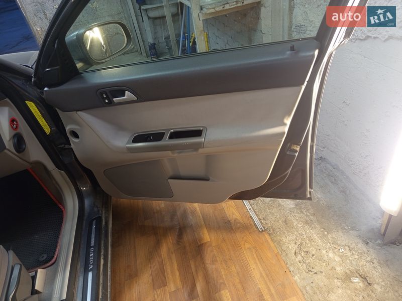 Універсал Volvo V50 2007 в Шепетівці