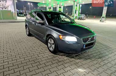 Універсал Volvo V50 2010 в Житомирі
