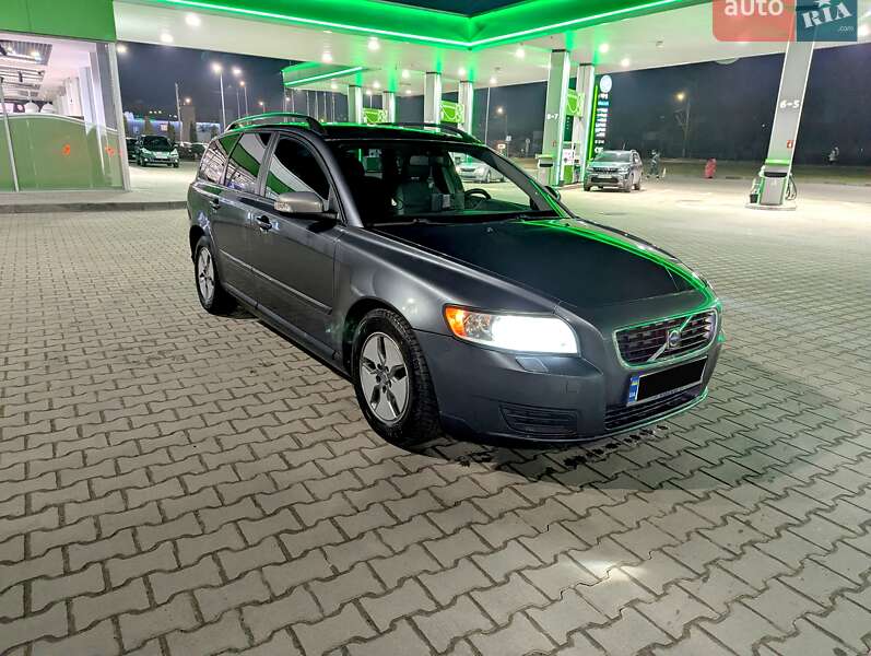 Volvo V50 2010 Volvo V50 2010