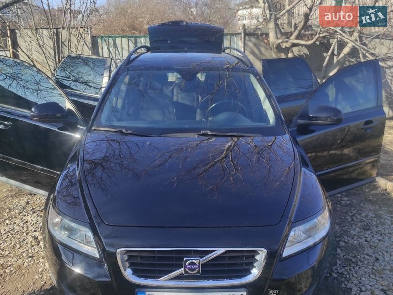 Универсал Volvo V50 2010 в Полтаве