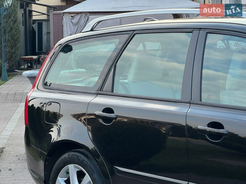 Универсал Volvo V50 2011 в Стрые