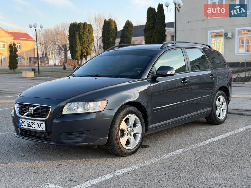 Volvo V50 2010