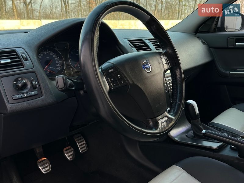 Универсал Volvo V50 2010 в Луцке