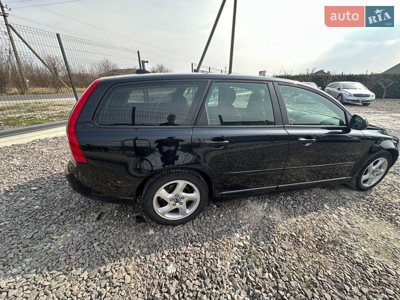Универсал Volvo V50 2011 в Радехове
