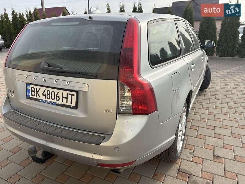 Универсал Volvo V50 2008 в Сарнах фото 3 Универсал Volvo V50 2008 в Сарнах