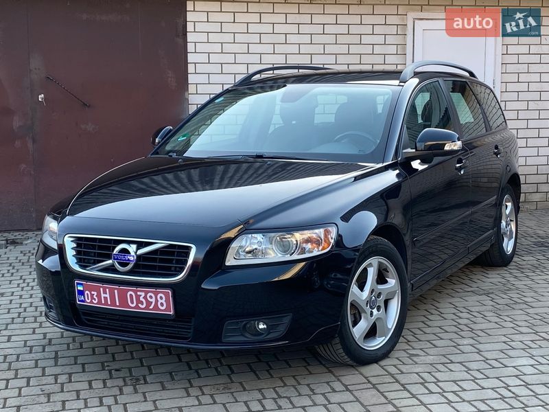 Универсал Volvo V50 2010 в Луцке фото Универсал Volvo V50 2010 в Луцке