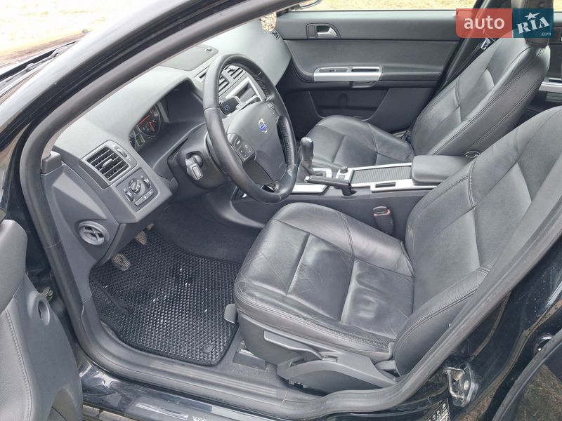 Универсал Volvo V50 2011 в Сарнах фото 17 Универсал Volvo V50 2011 в Сарнах