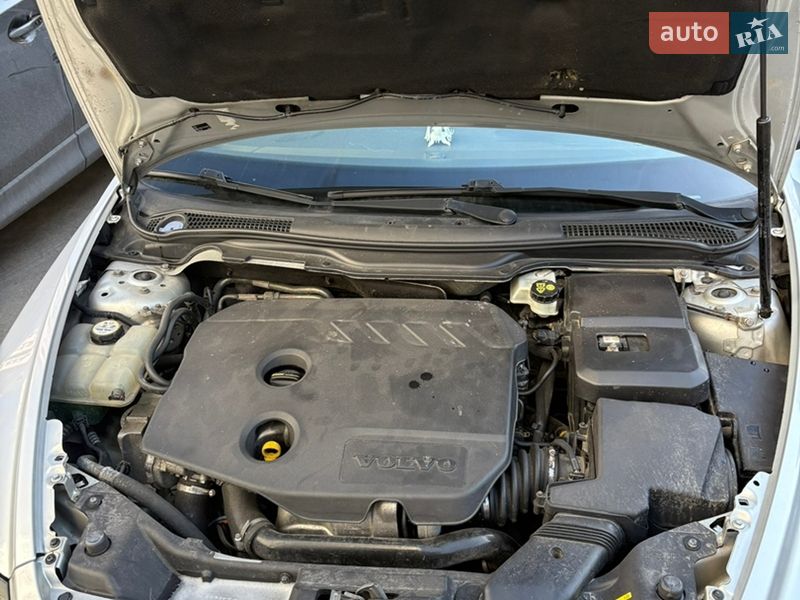 Универсал Volvo V50 2012 в Киеве