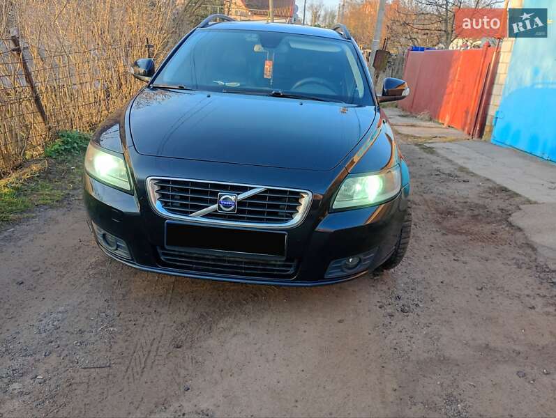 Універсал Volvo V50 2009 в Вінниці