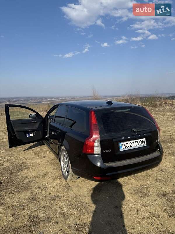 Volvo V50 2010