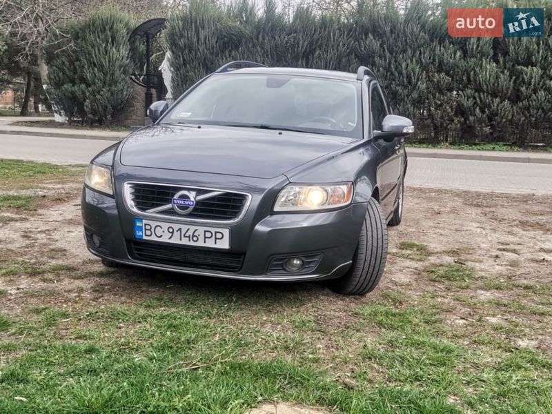Універсал Volvo V50 2011 в Львові