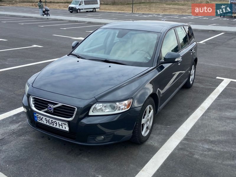 Универсал Volvo V50 2009 в Ровно фото 2 Универсал Volvo V50 2009 в Ровно