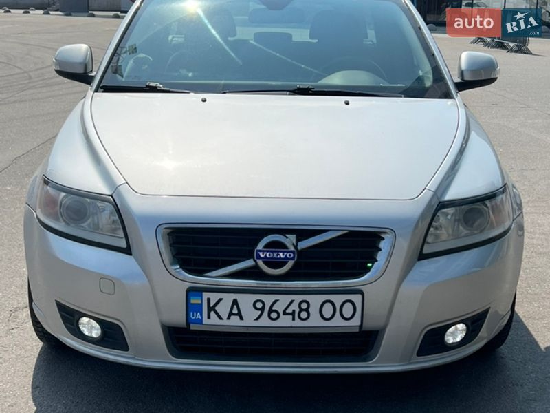 Універсал Volvo V50 2012 в Києві