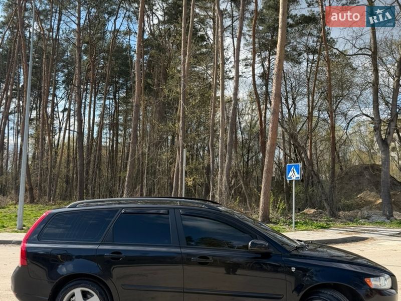 Універсал Volvo V50 2008 в Житомирі