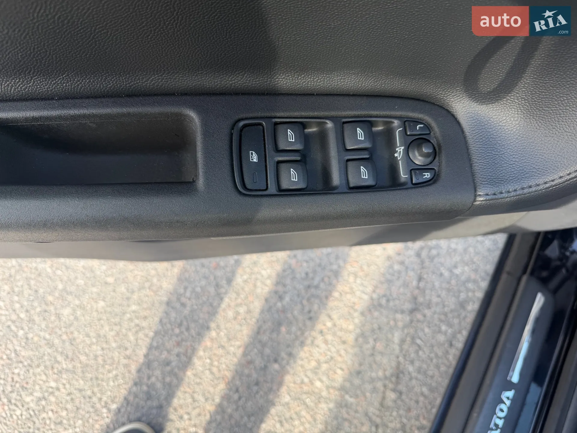 2010 Volvo V50 - мініатюра 21