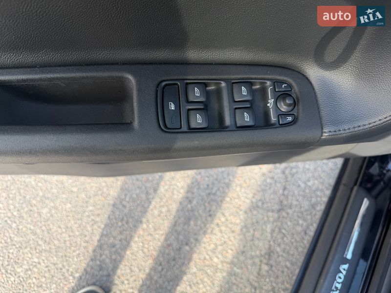 Універсал Volvo V50 2010 в Києві