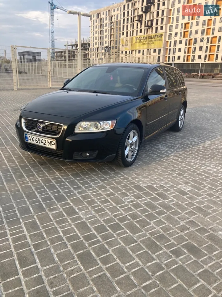 2011 Volvo V50 - мініатюра 10