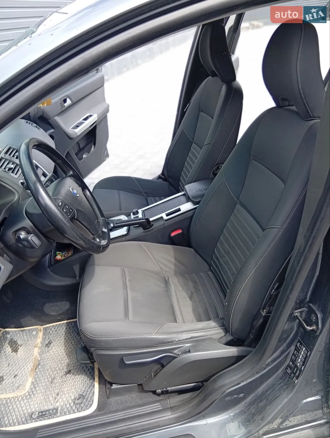 2010 Volvo V50 - мініатюра 11