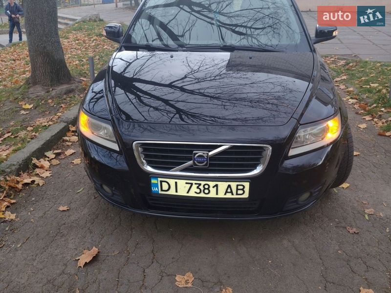 Volvo V50 2009
