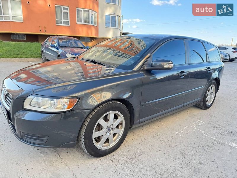 Volvo V50 2009
