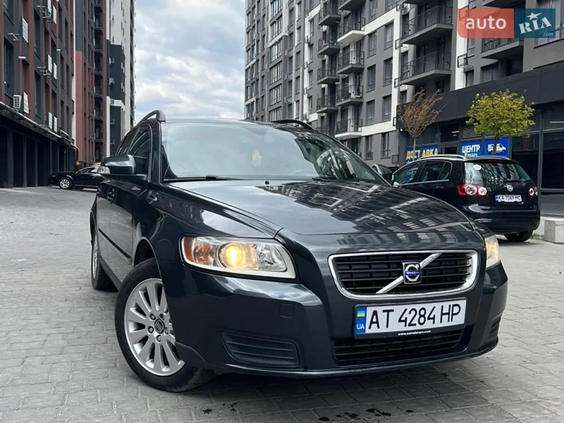 Volvo V50 2010