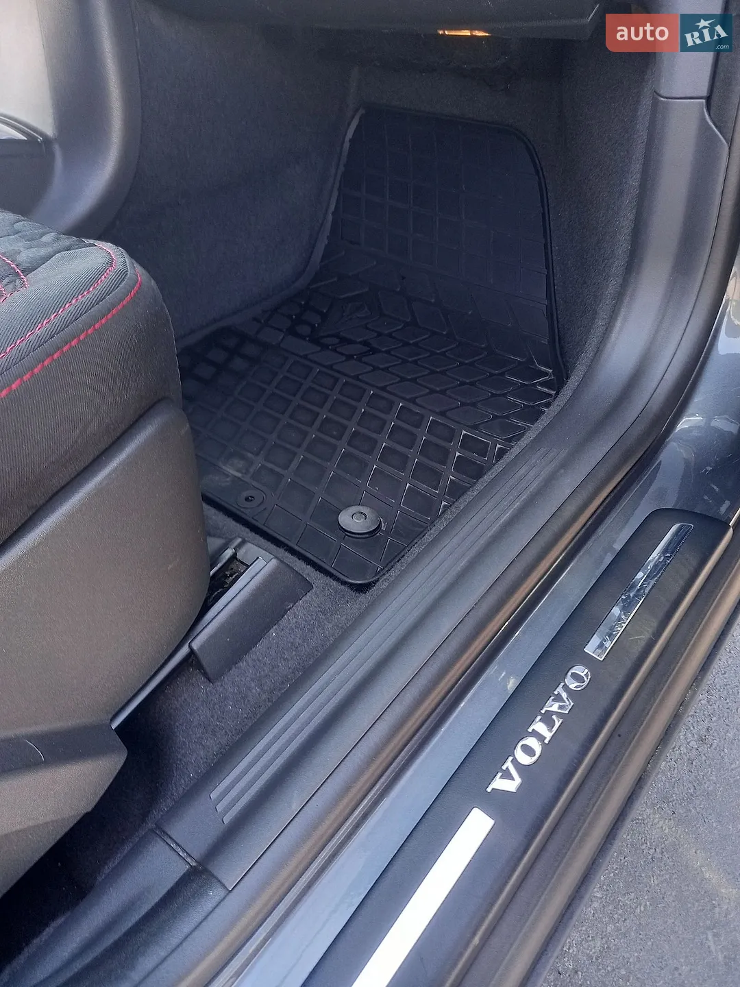 2010 Volvo V50 - мініатюра 13