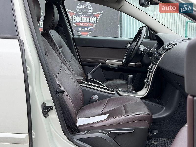 Универсал Volvo V50 2011 в Виннице