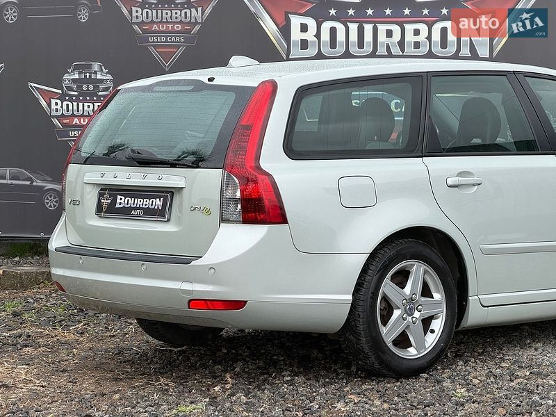 Универсал Volvo V50 2011 в Виннице
