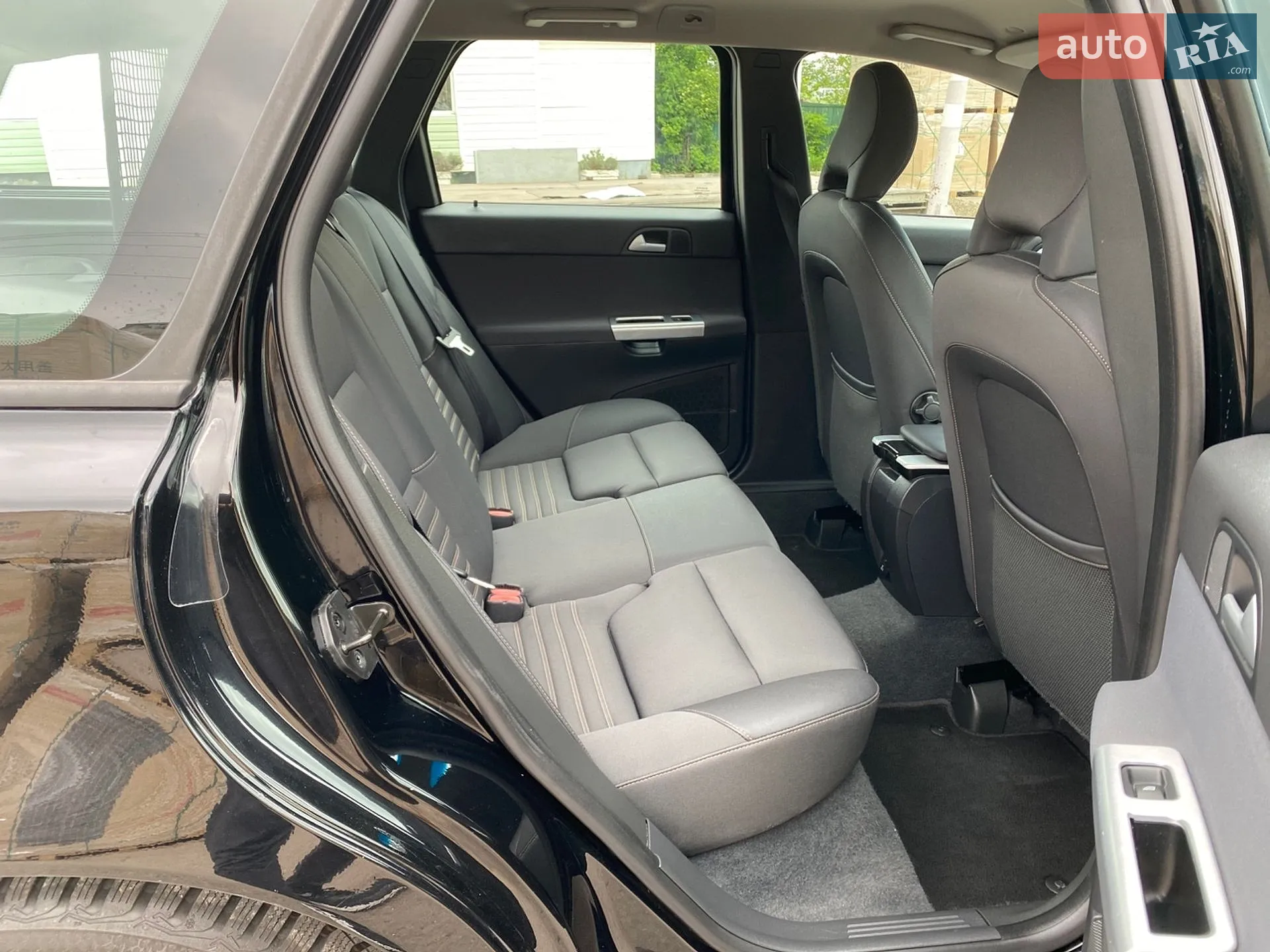 2011 Volvo V50 - мініатюра 27